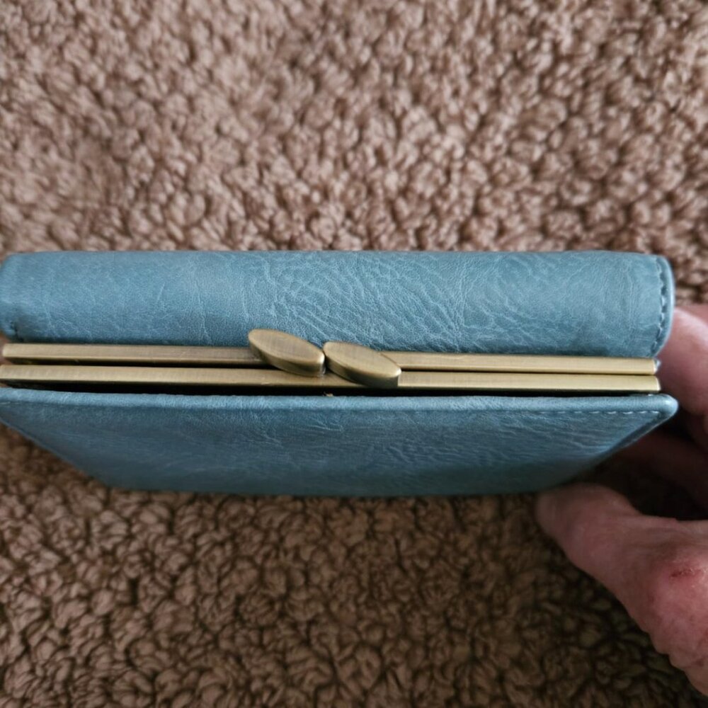 New Women's Leather Wallet Stylish Credit Card Holder, Cases & Money Organizers - Picture 4 of 10
